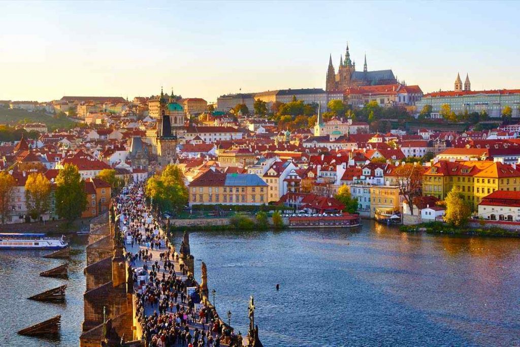 ¿Qué debes visitar en un viaje a Praga?
